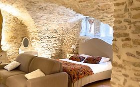 Locus Amoenus